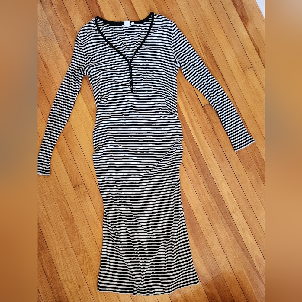 GAP Maternity Black and White Striped Long Sleeve Dress